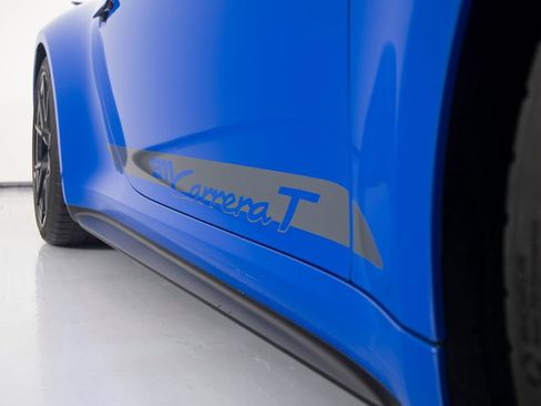 Certified 2025 Porsche 911 Carrera RWD image 45