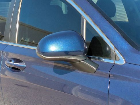 Used 2019 Hyundai Santa Fe SE image 12