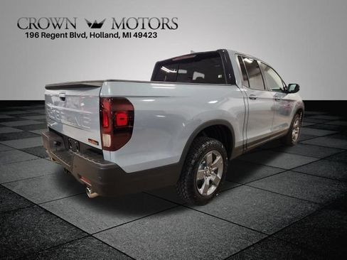 Certified 2025 Honda Ridgeline TrailSport image 3
