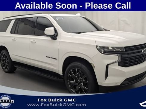 Used 2023 Chevrolet Suburban RST w/ Sport Performance Package AWD/4WD image 3