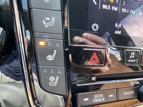 Used 2021 INFINITI QX80 Sensory w/ All-Season Package image 19