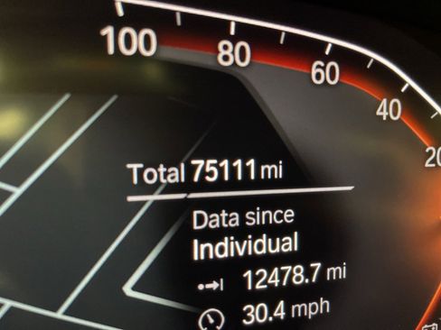 Used 2022 BMW X5 sDrive40i w/ Parking Assistance Package image 14