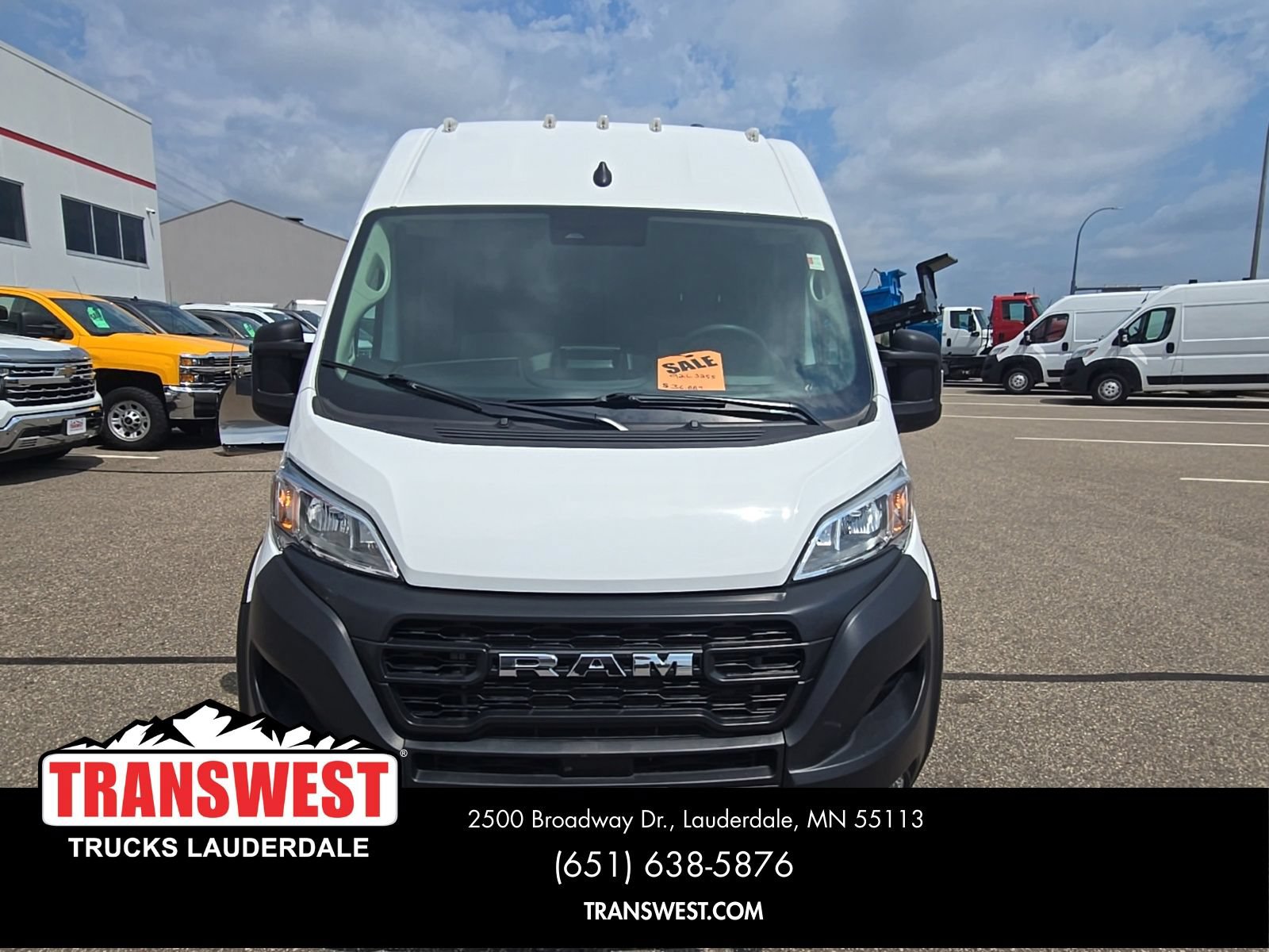 Used 2025 RAM ProMaster 2500 w/ Convenience Group FWD image 8