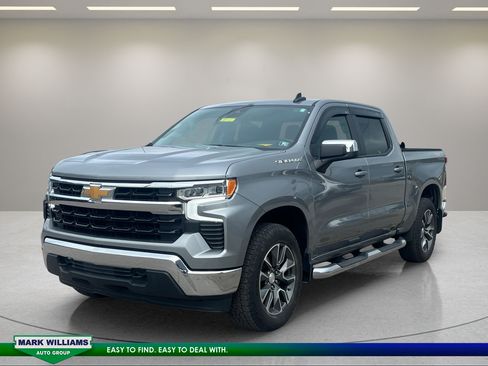 Used 2024 Chevrolet Silverado 1500 LT AWD/4WD image 3