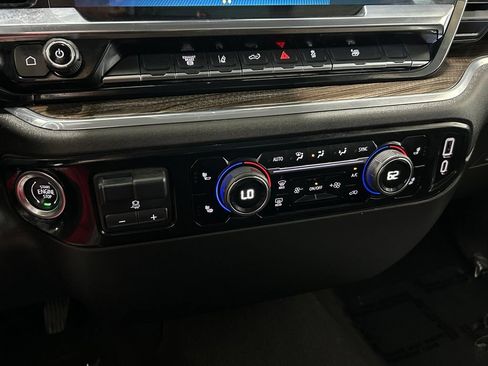 Used 2025 Chevrolet Silverado 3500 LT AWD/4WD image 24