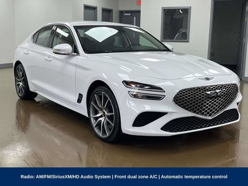 Used 2025 Genesis G70 2.5T AWD/4WD image 3
