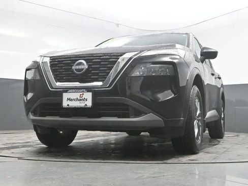 Used 2023 Nissan Rogue S AWD/4WD image 33