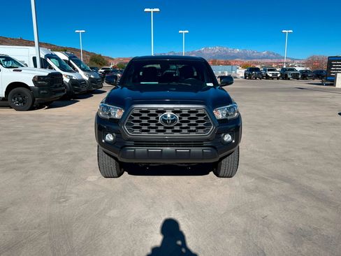 Used 2023 Toyota Tacoma TRD Off-Road image 9