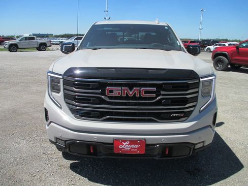 New 2026 GMC Sierra 1500 AT4 w/ AT4 Premium Package AWD/4WD image 12