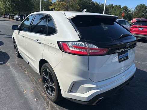 Used 2022 Ford Edge ST image 5