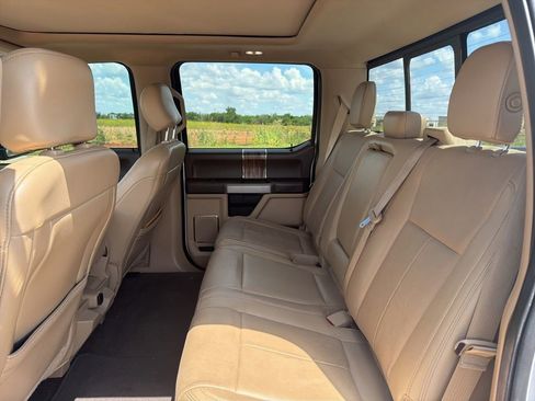 Used 2018 Ford F150 Lariat AWD/4WD image 4