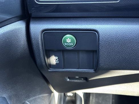 Used 2015 Honda Accord Sport image 13