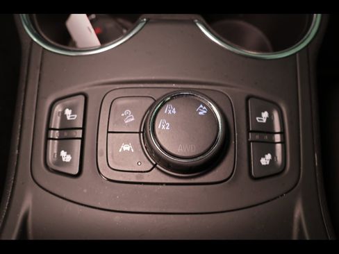 Used 2022 GMC Terrain SLE w/ Driver Convenience Package image 13