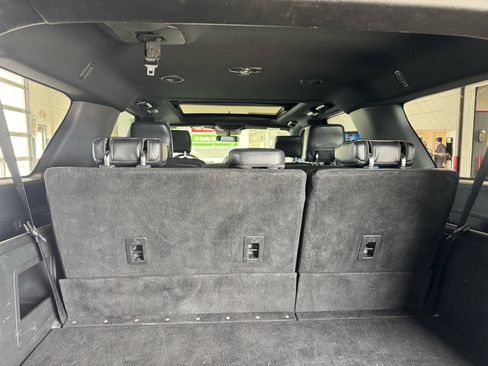 Used 2019 Ford Expedition Max XLT w/ Equipment Group 202A image 9