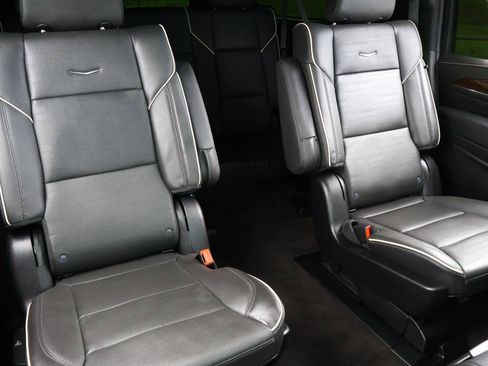 Certified 2024 Cadillac Escalade ESV Premium Luxury RWD image 26