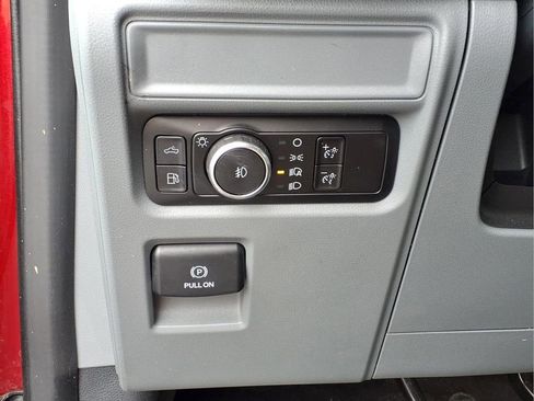 Used 2025 Ford F150 XLT w/ Equipment Group 301A Standard image 18