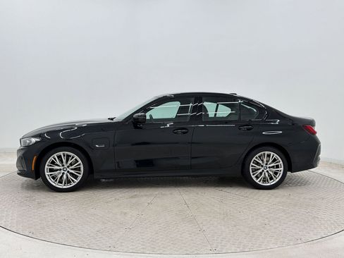 Used 2023 BMW 330e w/ Convenience Package RWD image 2