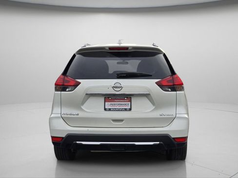 Used 2017 Nissan Rogue SV AWD/4WD image 20