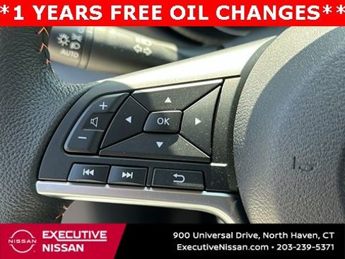 New 2025 Nissan Versa SR w/ Trunk Package image 12