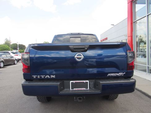Used 2019 Nissan Titan PRO-4X AWD/4WD image 6