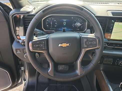 New 2026 Chevrolet Silverado 1500 High Country AWD/4WD image 18