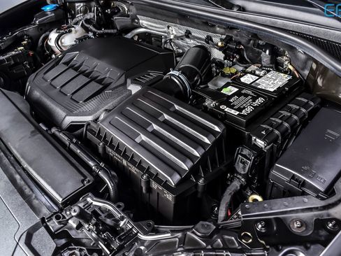 Used 2020 Audi Q3 2.0T Premium w/ Convenience Package image 14