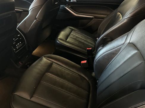 Used 2020 BMW X7 M50i AWD/4WD image 5
