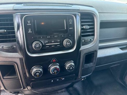 Used 2013 RAM 3500 Tradesman RWD image 9