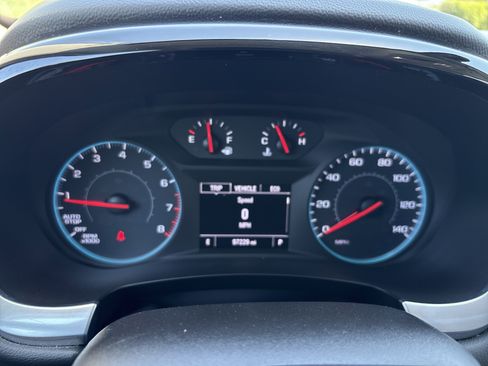 Used 2021 Chevrolet Traverse LS FWD image 25