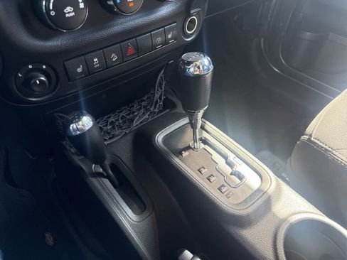 Used 2014 Jeep Wrangler Unlimited Rubicon w/ Connectivity Group image 24