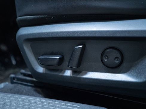 Used 2023 Nissan Rogue SV w/ SV Premium B Package image 20