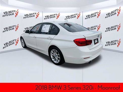 Used 2018 BMW 320i Sedan w/ Convenience Package RWD image 5
