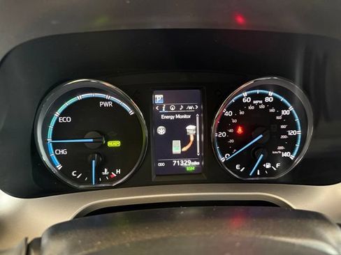 Used 2018 Toyota RAV4 Limited w/ Advanced Technology Package AWD/4WD image 13