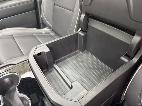 New 2026 GMC Yukon XL Elevation w/ Elevation Premium Package image 18