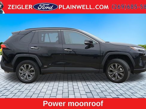Used 2023 Toyota RAV4 Limited AWD/4WD image 6