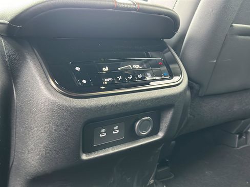 New 2025 Nissan Armada PRO-4X AWD/4WD image 25