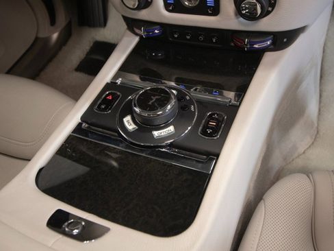 Used 2015 Rolls-Royce Ghost Extended Wheelbase RWD image 72