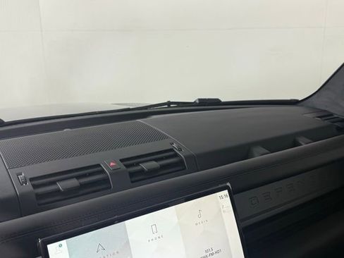 New 2026 Land Rover Defender 110 V8 image 30