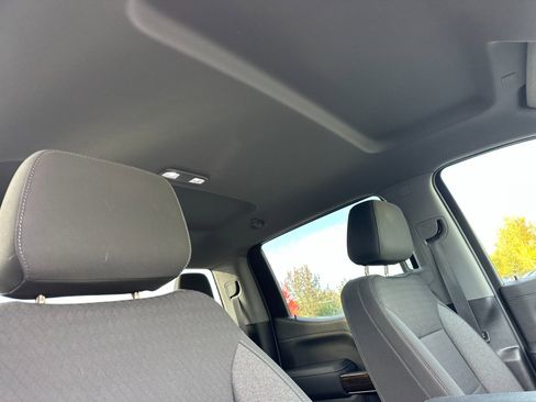 Used 2022 GMC Sierra 1500 Elevation w/ Driver Alert Package I image 16