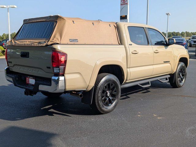 Used 2019 Toyota Tacoma SR5 AWD/4WD image 3