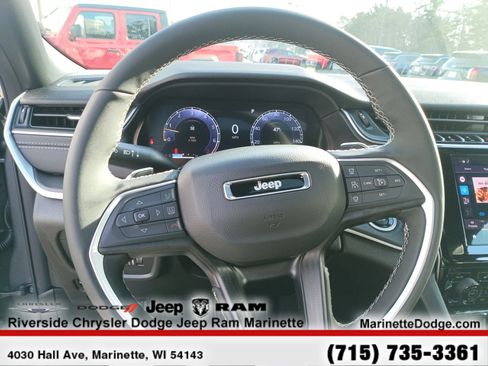New 2025 Jeep Grand Cherokee Altitude AWD/4WD image 21
