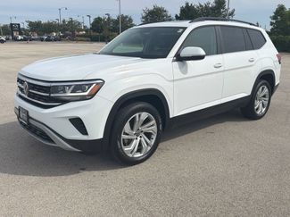 Certified 2023 Volkswagen Atlas SE w/ Panoramic Sunroof Package AWD/4WD video 3