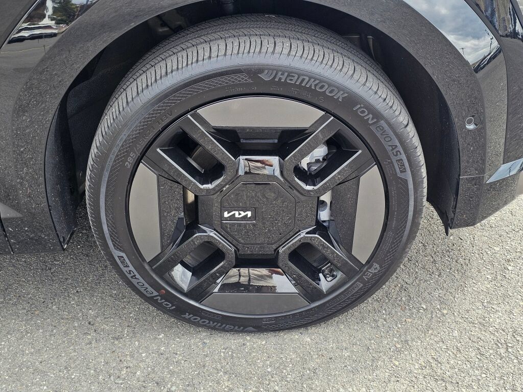 Certified 2024 Kia EV9 GT-Line AWD/4WD image 34