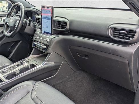 Used 2020 Ford Explorer ST w/ Premium Technology Package image 24
