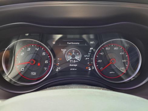 Used 2023 Dodge Charger SXT RWD image 14