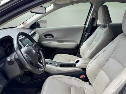 Used 2019 Honda HR-V EX-L image 9