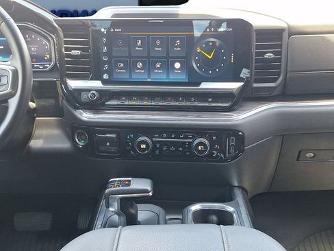 Used 2023 Chevrolet Silverado 1500 LTZ AWD/4WD image 18