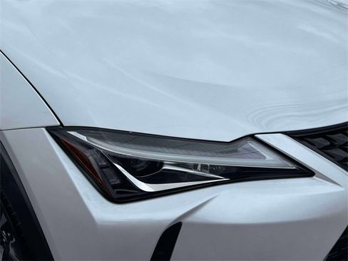 Used 2020 Lexus UX 250h w/ Premium Package image 12