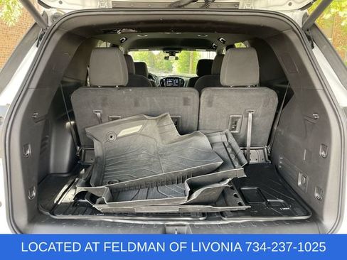 Certified 2023 Chevrolet Traverse LT FWD image 24