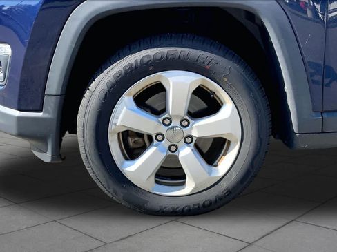 Used 2018 Jeep Compass Latitude AWD/4WD image 11